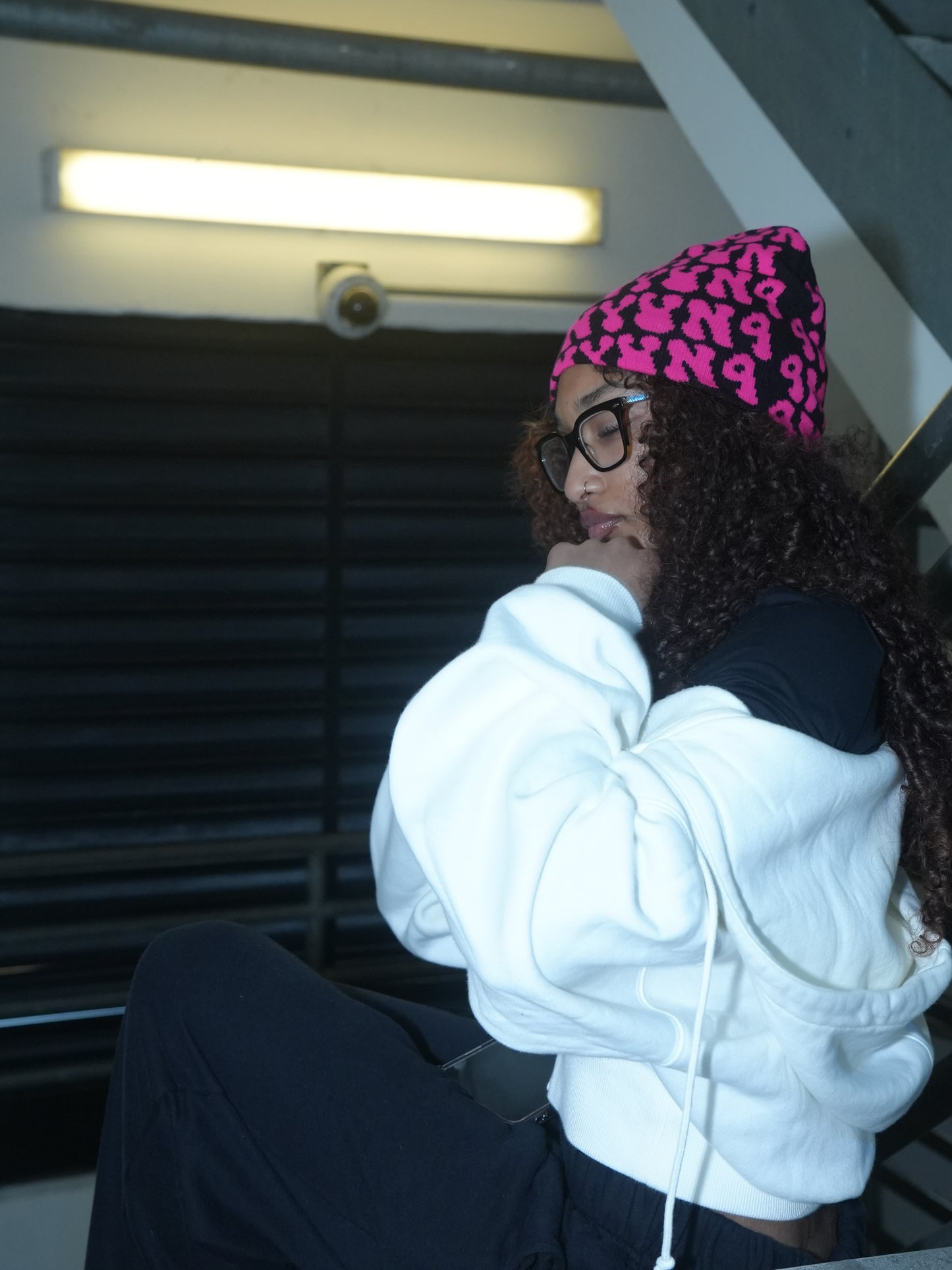 4MUNYUN Black/Pink Skully