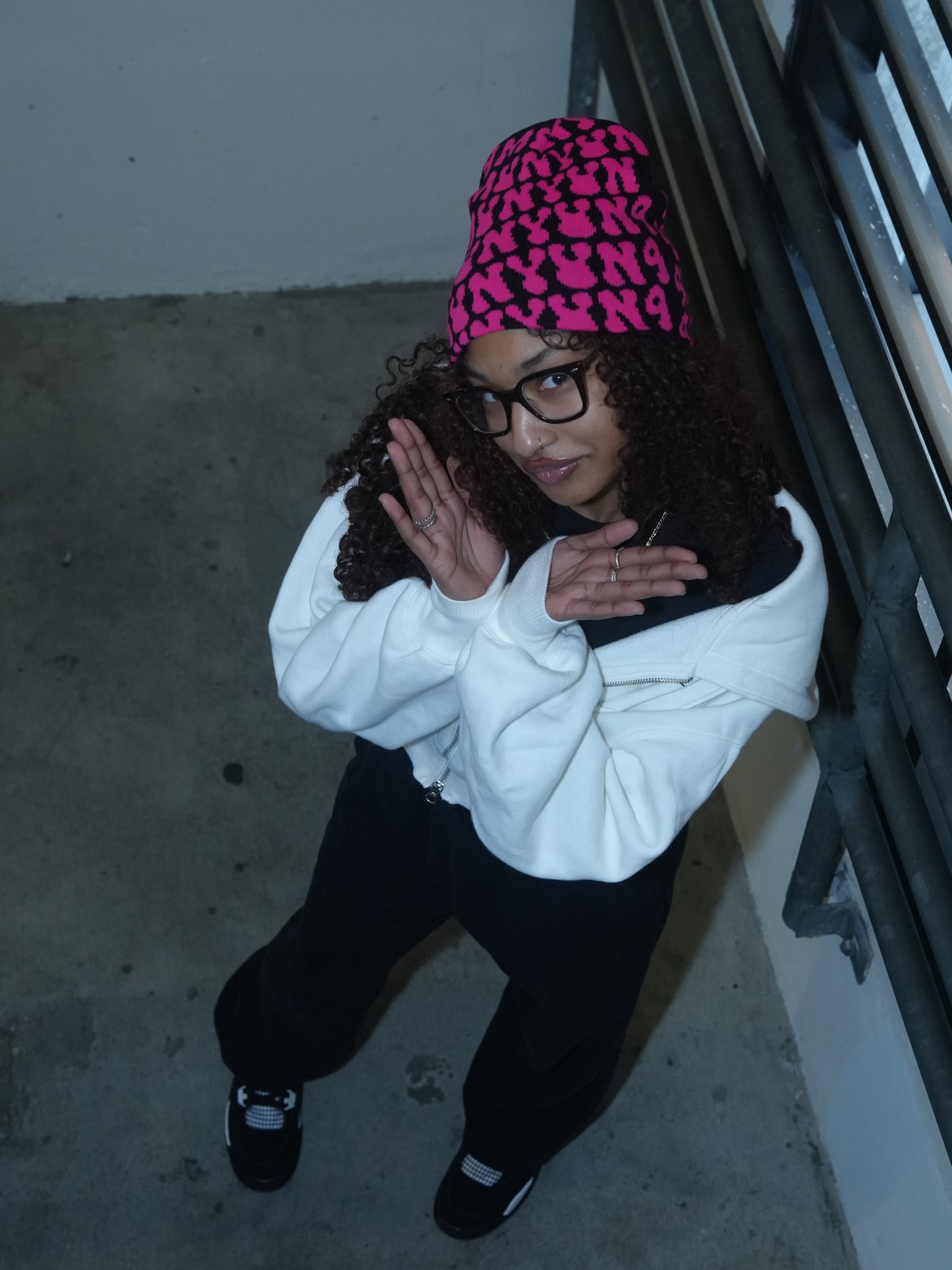 4MUNYUN Black/Pink Skully