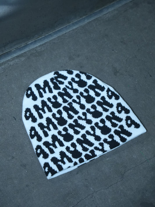 4MUNYUN White/Black Skully